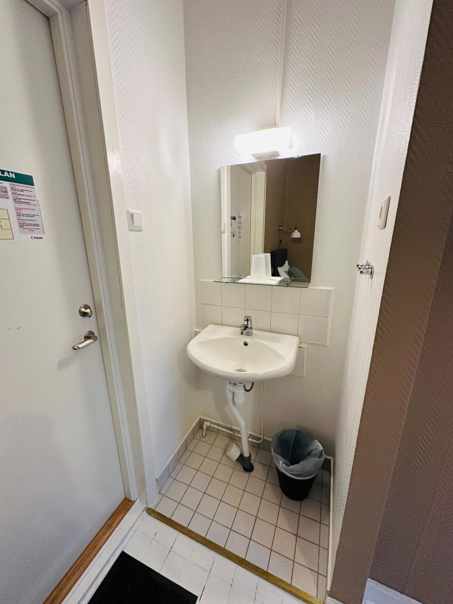 Vattengraendens Vandrarhem & Hotel Norrköping Rum bild