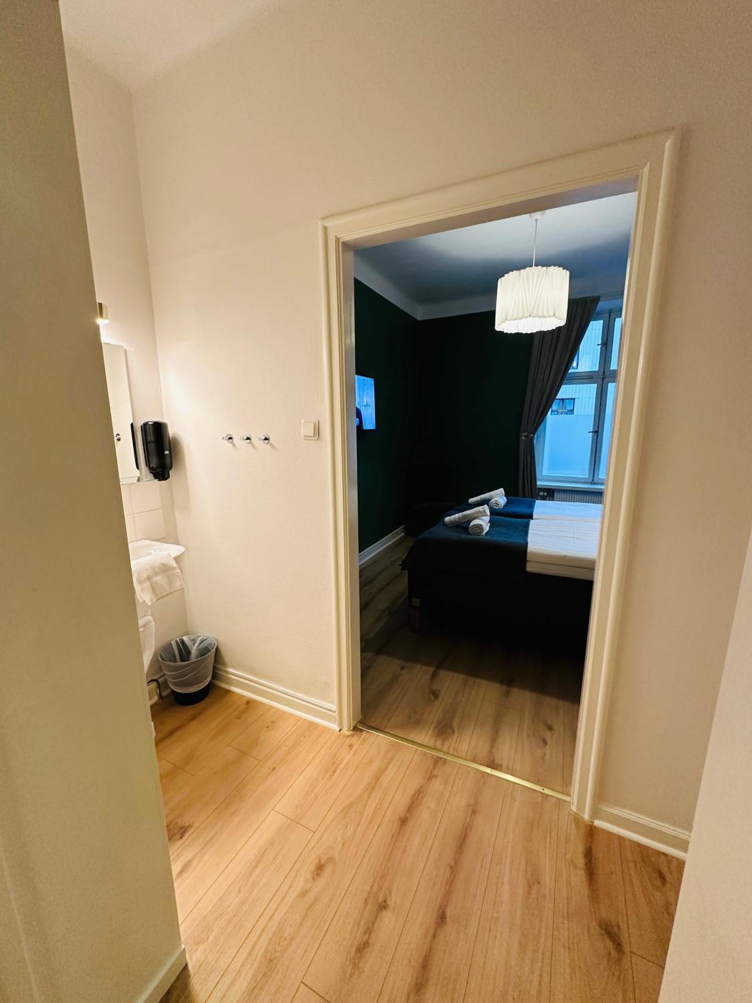 Vattengraendens Vandrarhem & Hotel Norrköping Rum bild